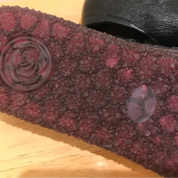 FLORAL PATTERN LEATHER MARY JANE (8) - Picture 8 of 10